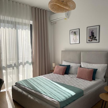 Sunny City Center Apartment Lezhë Exteriör bild