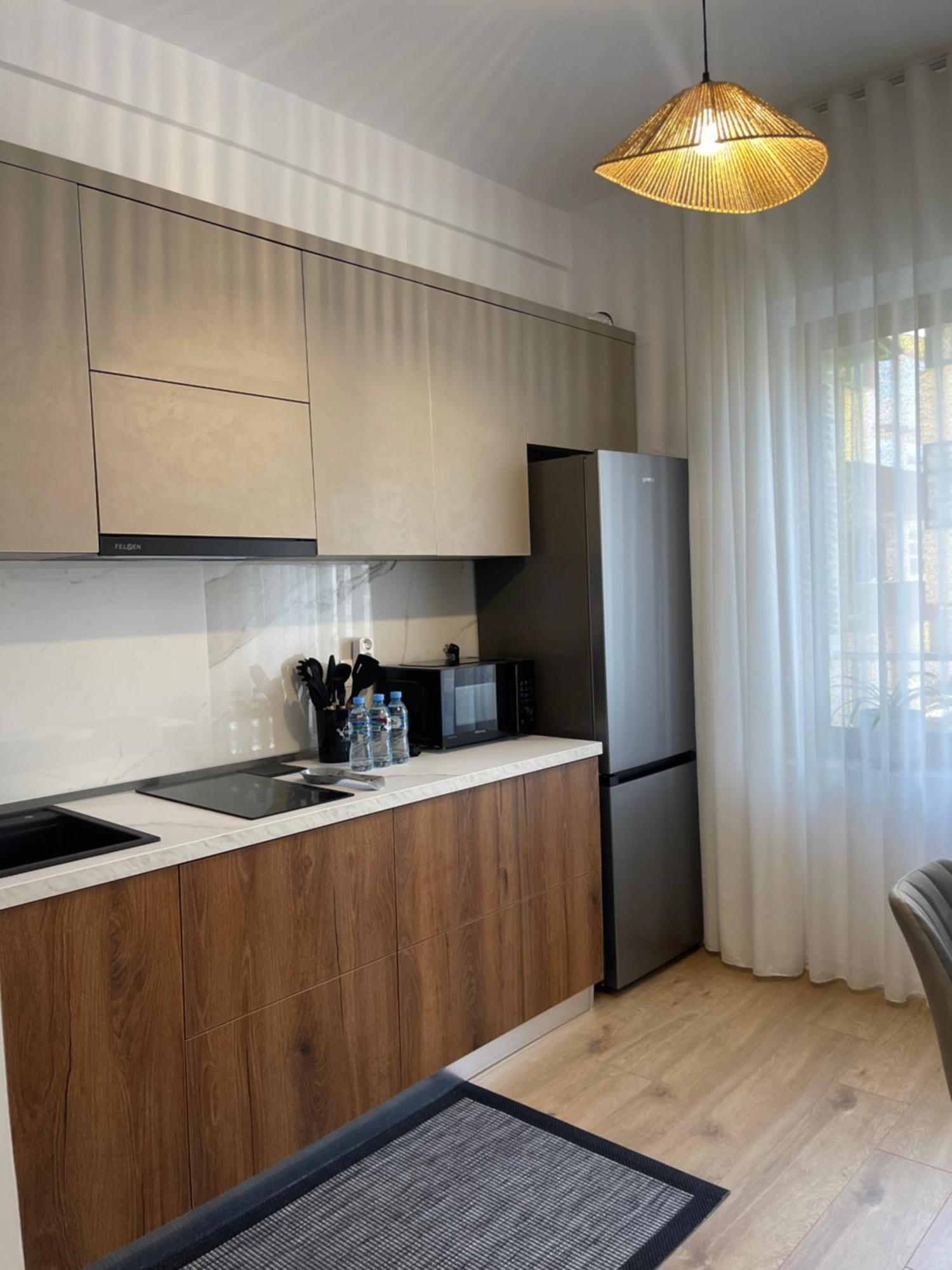 Sunny City Center Apartment Lezhë Exteriör bild